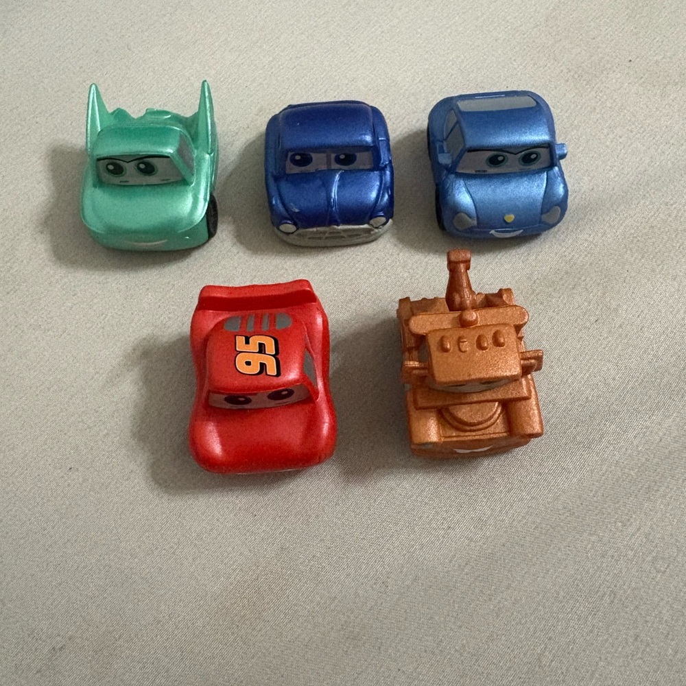 Complete set of Series 9 Cars Doorables